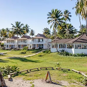 Hotel Canas Retreat, Gaspar Hernandez